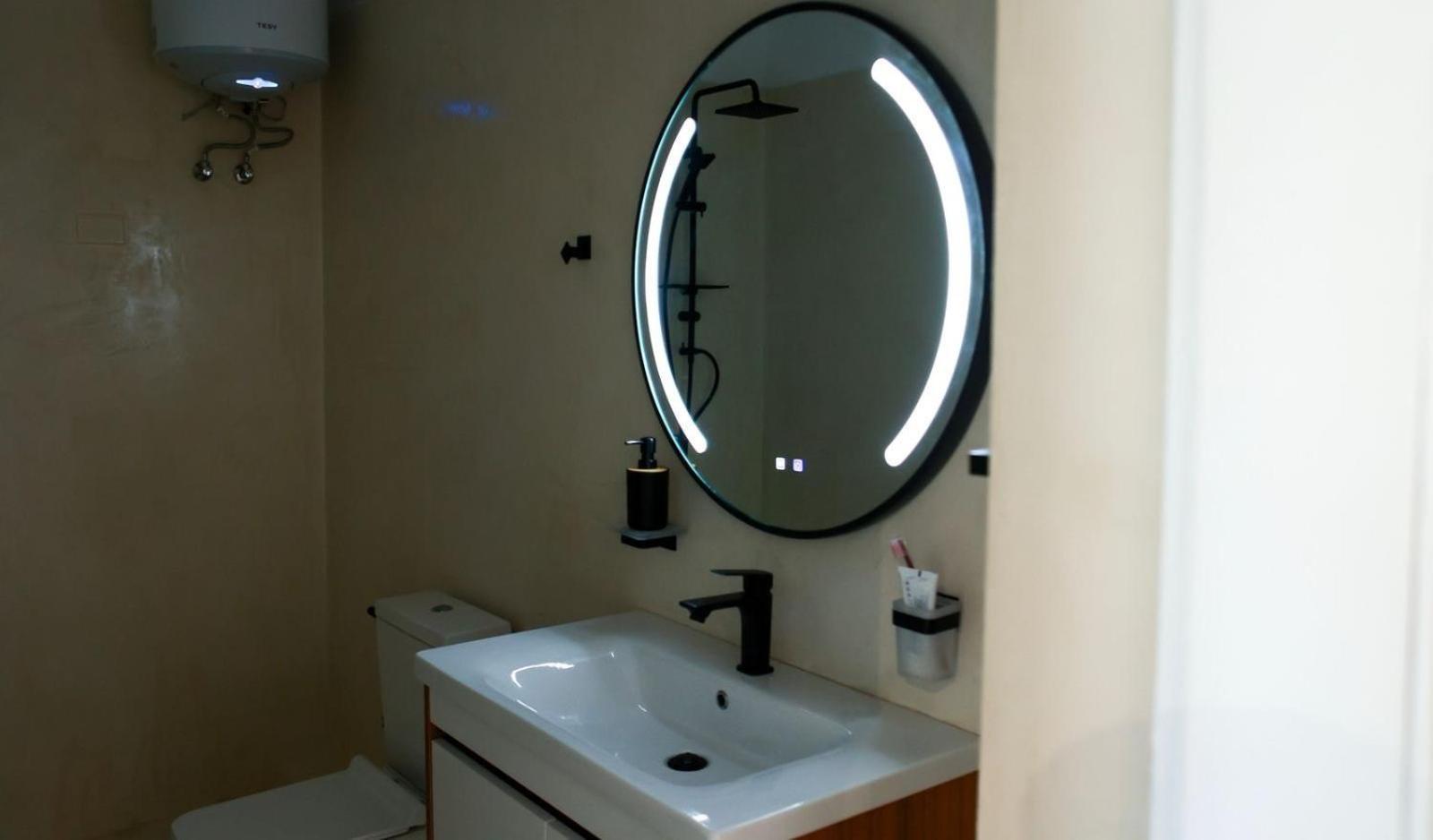 Bianca Vista Tirana Apartment ภายนอก รูปภาพ